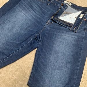Madewell curvy high rise jeans size 31t